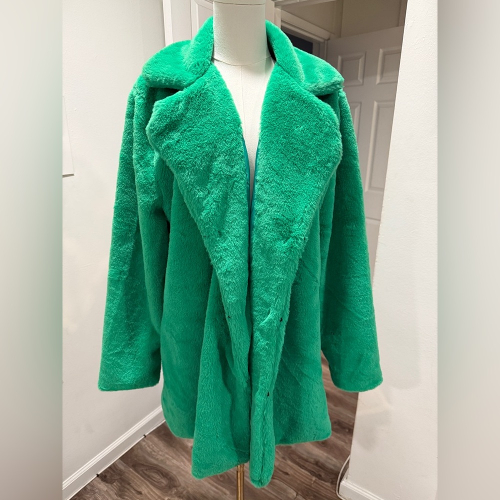💚 Ellie & Kate Faux Fur Plush Jacket – Size L